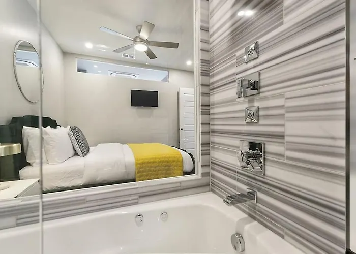 Hostwise - The Washington At Chatham - Free Parking, Great Views, Across From Ppg Arena * Pittsburgh