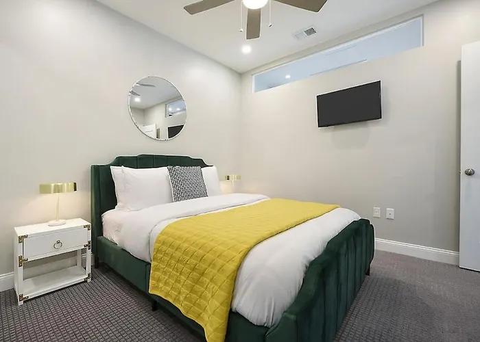 Apartment Hostwise - The Washington At Chatham - Free Parking, Great Views, Across From Ppg Arena